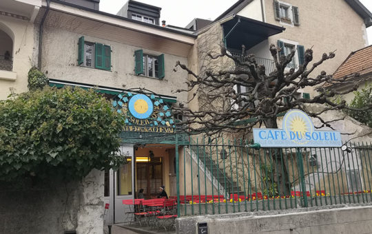 Façade du restaurant Café Soleil