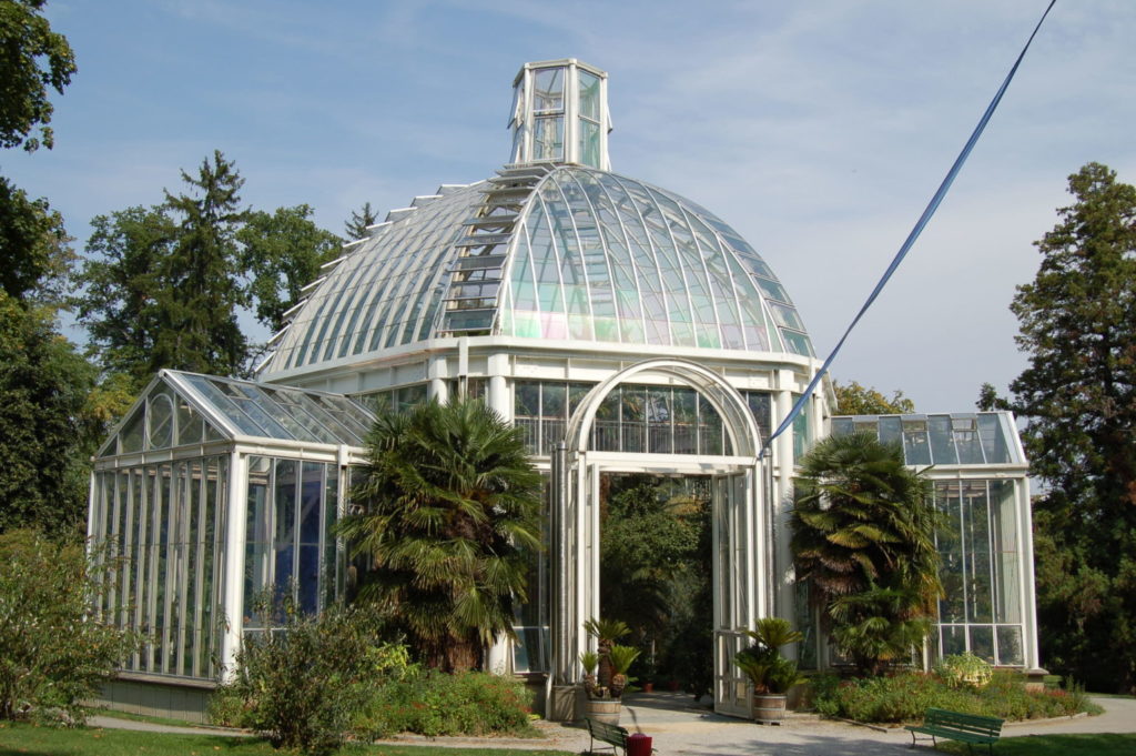 Vue sur la Serre du jardin botanique de Genève