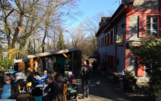 café de la tour bois de la bâtie