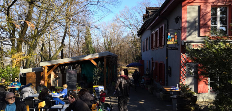 café de la tour bois de la bâtie