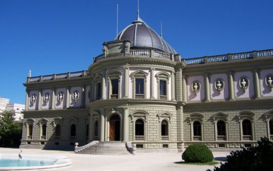 musée ariana céramique et verre genève