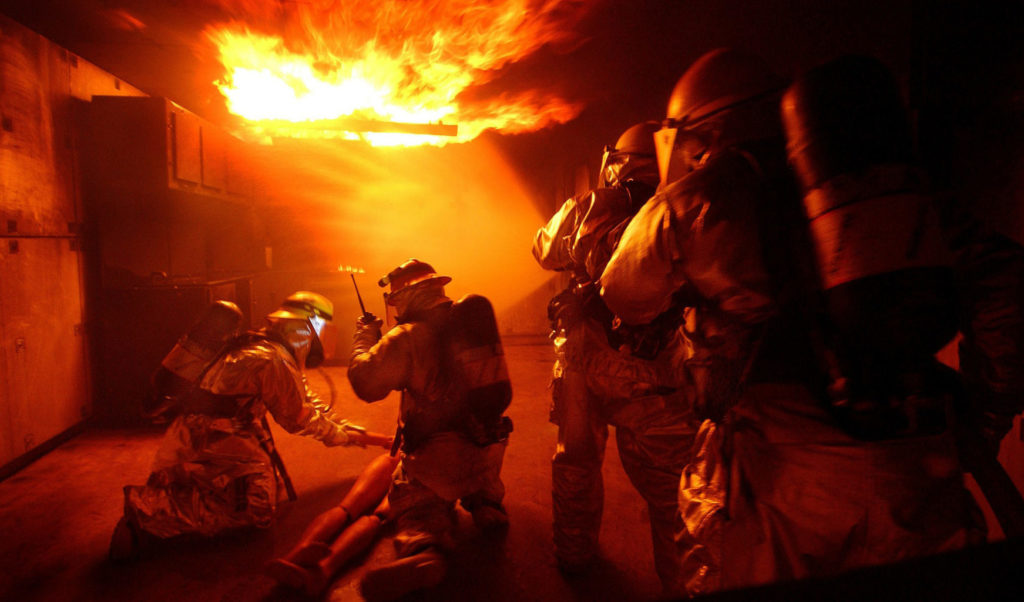 pompiers au feu