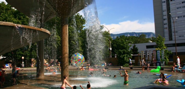 Tour de plage à Carouge