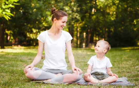 yoga en famille et en nature