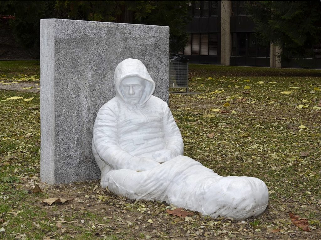 autoportrait au cimetière des rois