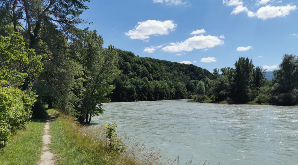 bords du rhone à chancy