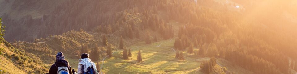 deux randonneurs en montagne