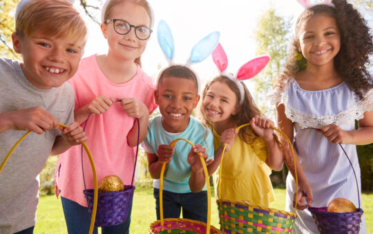 enfants à paques